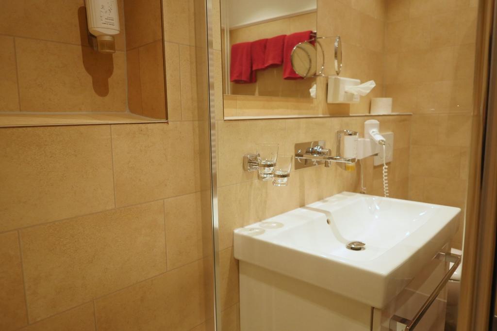 Gasthof Vossbur Toppenstedt Ngoại thất bức ảnh
