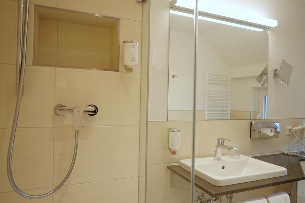 Gasthof Vossbur Toppenstedt Ngoại thất bức ảnh